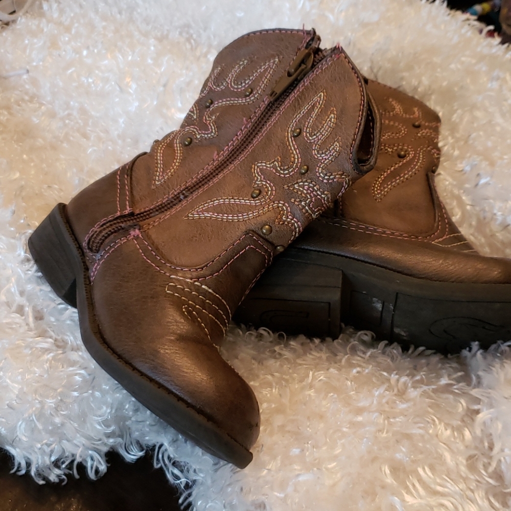 Adorable girls cowboy boots